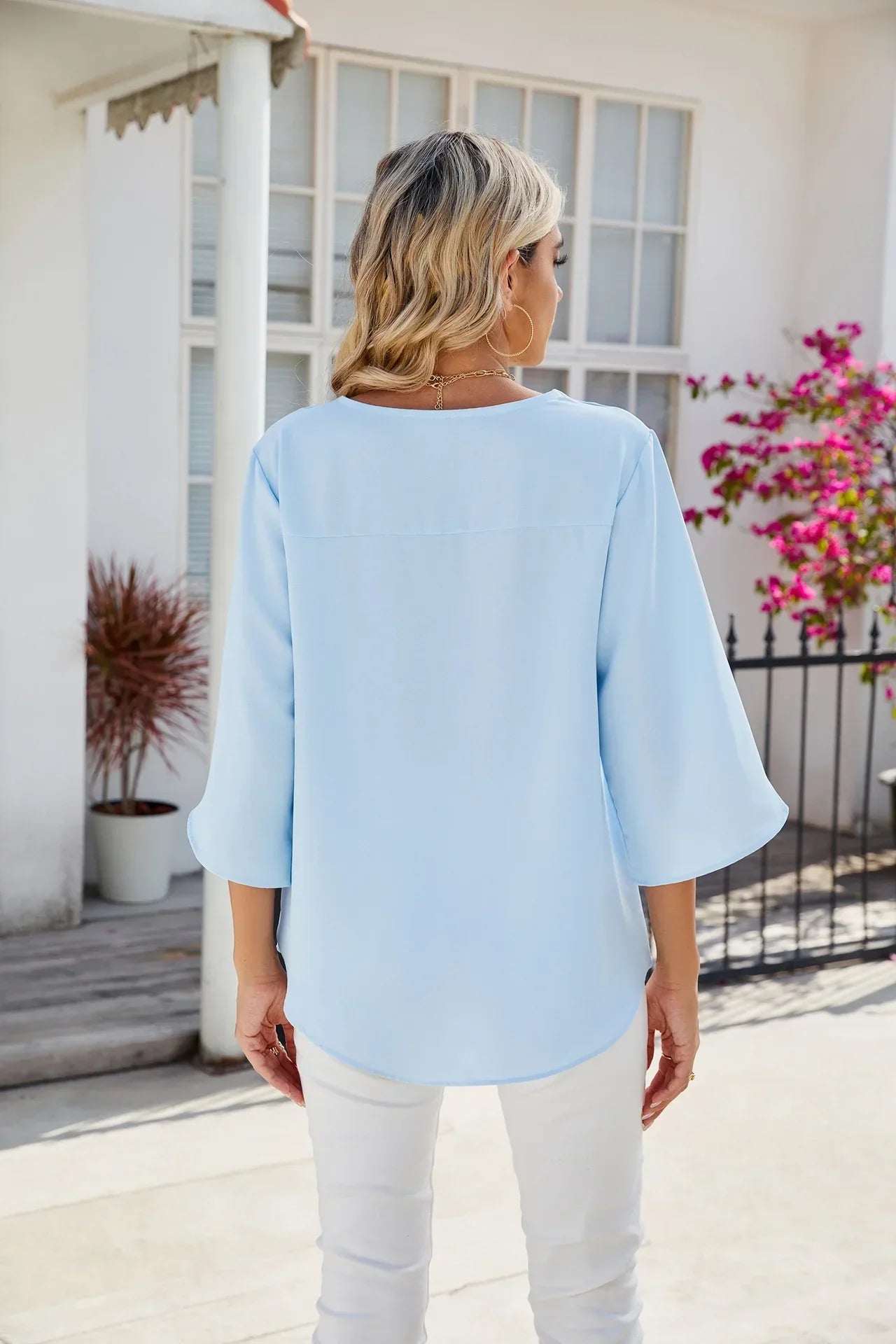 MAIA™ | ELEGANT V-NECK BLOUSE